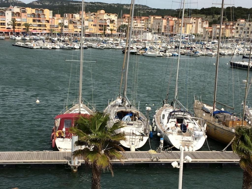 Gruissan Appartement Calme, Vue Sur Port De Plaisance -Clim, Empl.Parking Luaran gambar