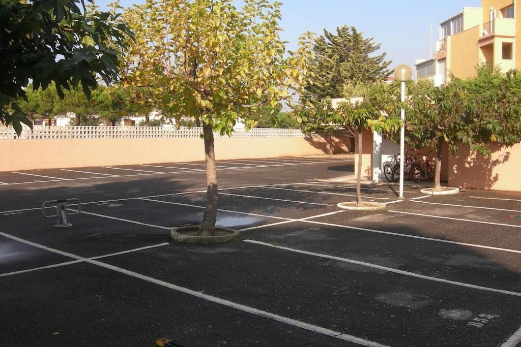 Gruissan Appartement Calme, Vue Sur Port De Plaisance -Clim, Empl.Parking Luaran gambar
