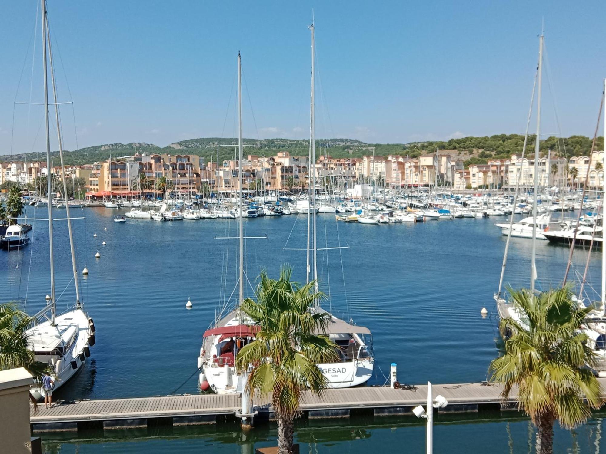 Gruissan Appartement Calme, Vue Sur Port De Plaisance -Clim, Empl.Parking Luaran gambar